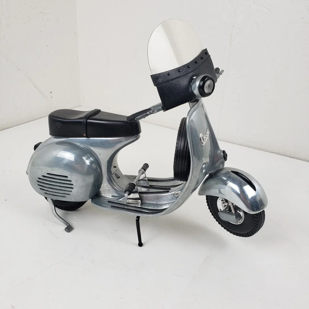 NewRay Vespa 150 GS 1:12 Scale Silver Diecast Toy Scooter Motorcycle Model 57863